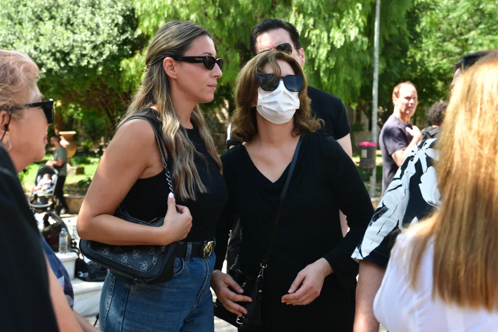 Εσωτερική εικόνα άρθρου