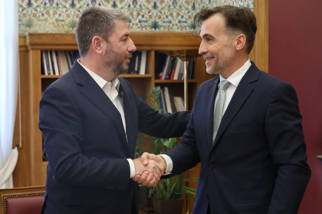 ΠΑΣΟΚ: Εντάχθηκε ο Μιχάλης Χουρδάκης και αναλαμβάνει το δημογραφικό