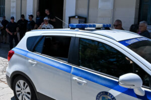 Άργος: Απολογούνται αυτή την ώρα οι δύο αστυνομικοί που πυροβόλησαν τον νεαρό – Σε κρίσιμη κατάσταση ο 20χρονος