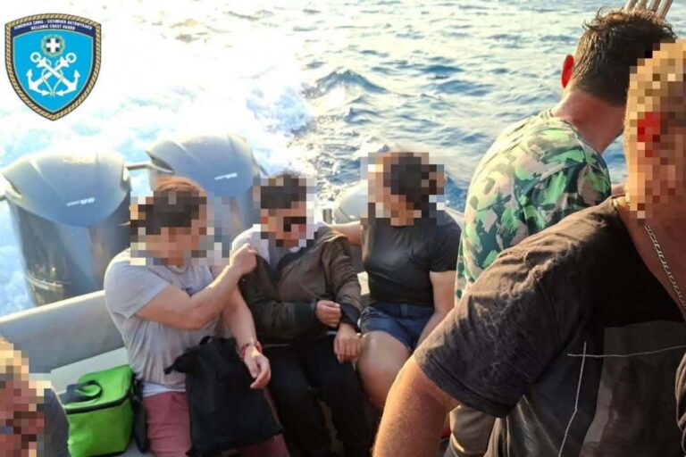 Φωτιά στο Ρέθυμνο: Απεγκλωβισμοί πολιτών δια θαλάσσης – Συγκλονιστικό βίντεο