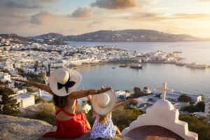 Τουρισμός για Όλους 2026: Τα ποσά και ποιοι θα λάβουν τα vouchers – Ποιοι παίρνουν έξτρα «μπόνους»