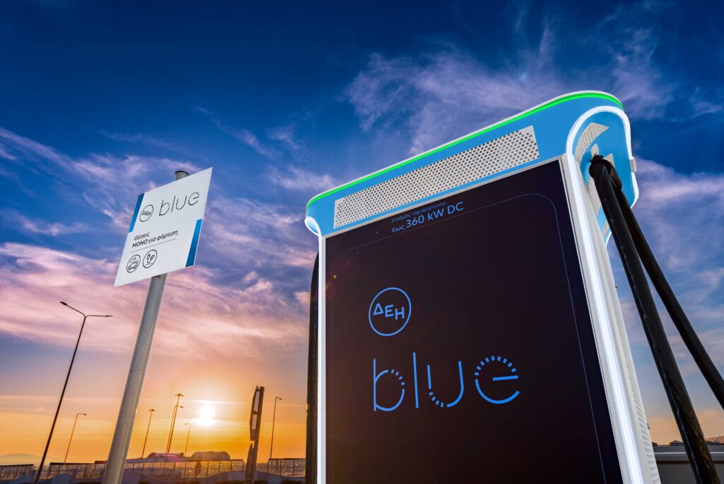 ΔΕΗ blue – Visa: Νέα καλοκαιρινή προσφορά με επιβράβευση έως 18€ τον μήνα για τη φόρτιση ηλεκ