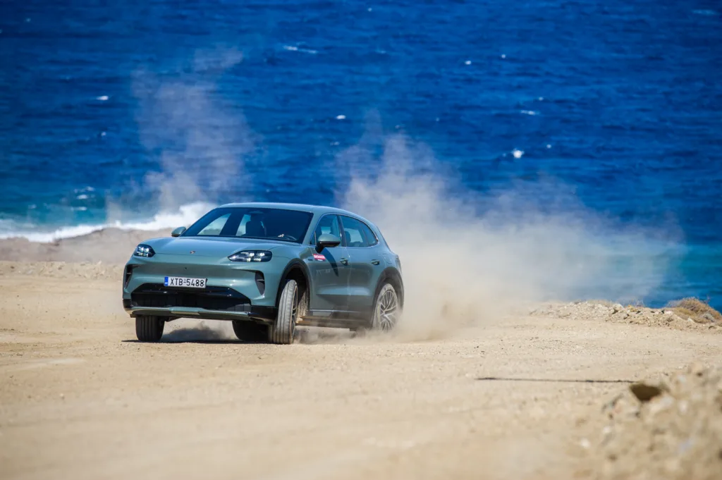 Δοκιμή Porsche Cayenne Electric 442 PS: Ο λόγος να μην πάρεις την υβριδική;