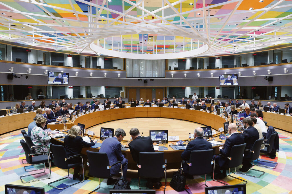 Συστάσεις ΕΕ στην Ελλάδα: Ενίσχυση άμυνας και στήριξη στα νοικοκυριά