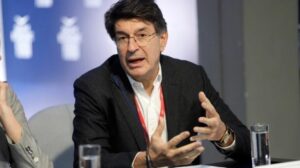Φέσσας: Σε εμβρυακό στάδιο οι συζητήσεις με Fourlis – Αναμονή για την ACS, τι είπε για τις ανατιμήσεις της Apple