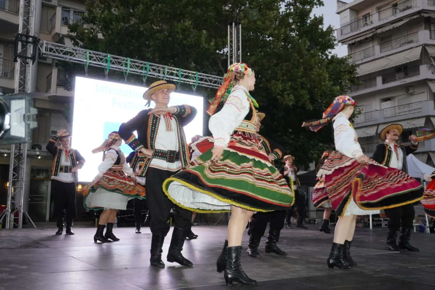 Εσωτερική εικόνα άρθρου
