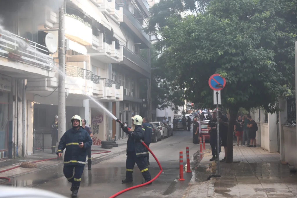 Εσωτερική εικόνα άρθρου