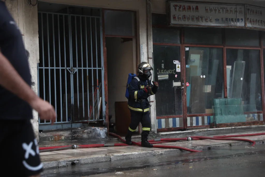 Εσωτερική εικόνα άρθρου