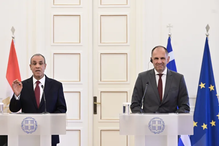 Ελλάδα – Αίγυπτος: Νέα επαφή Γεραπετρίτη με Αμπντελάτι για διμερείς σχέσεις και περιφερειακή σταθερό