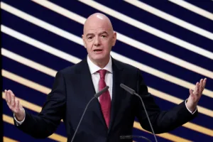 Τα… γυρίζει ο Ινφαντίνο: Η πρόταση στις Ομοσπονδίες για αλλαγές στη λειτουργία της FIFA