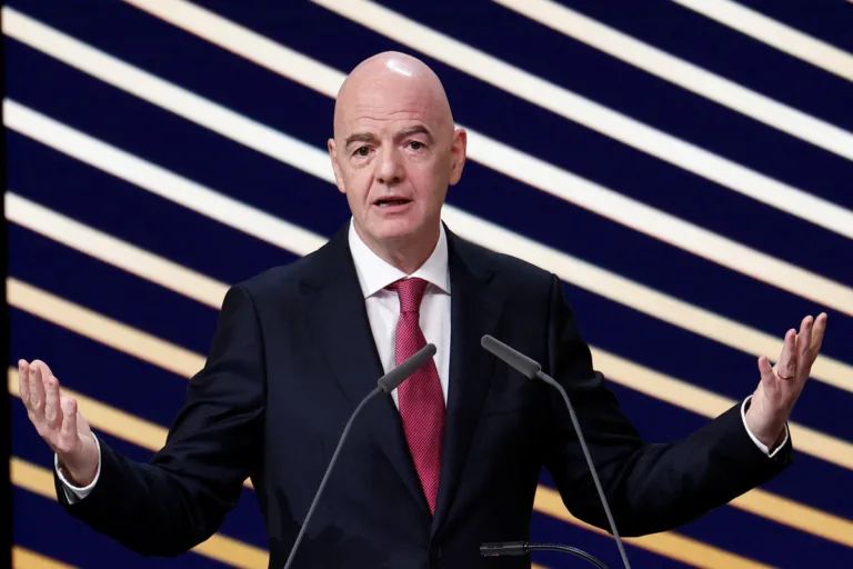 FIFA: Υπαναχώρηση Ινφαντίνο και συγγνώμη για το «ξεπούλημα» του Μουντιάλ – «Έγιναν λάθη»
