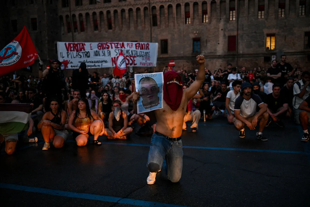 «Θα μπορούσε να έχει σωθεί»: Οργή στην Ιταλία για τον θάνατο άνδρα στα χέρια αστυνομικών