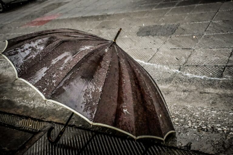 Αλλάζει ο καιρός: Έρχεται νέο κύμα κακοκαιρίας – Πού θα βρέξει;