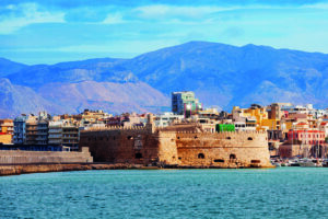 Ηράκλειο: Μινωικά μυστικά, παραθαλάσσια τοπία και κρητική φιλοξενία