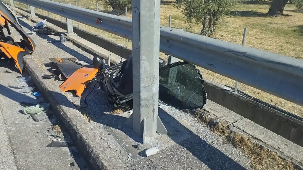 Εσωτερική εικόνα άρθρου