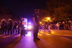 Μαγιόρκα : Έπεσε ξύλο με γκλοπ και έριξαν πλαστικές σφαίρες σε διαδηλωτές- 8 τραυματίες