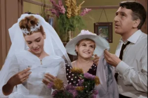 Μάρω Κοντού: «Καλό παράδεισο κυρία Κοκοβίκου» – Το σημείωμα στο σπίτι της Ελενίτσας