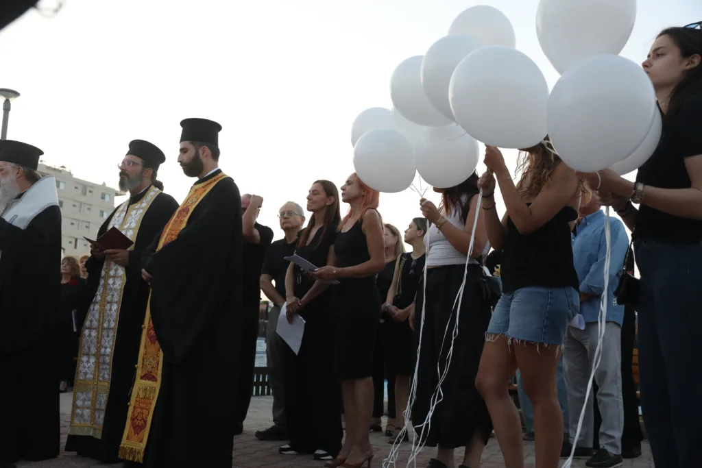 Εσωτερική εικόνα άρθρου