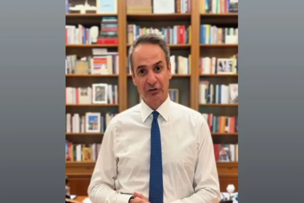Μητσοτάκης για τα ηλεκτρικά πατίνια: «Όταν μιλάμε για παιδιά, η πρόληψη και η ασφάλεια έρχονται πρώτ