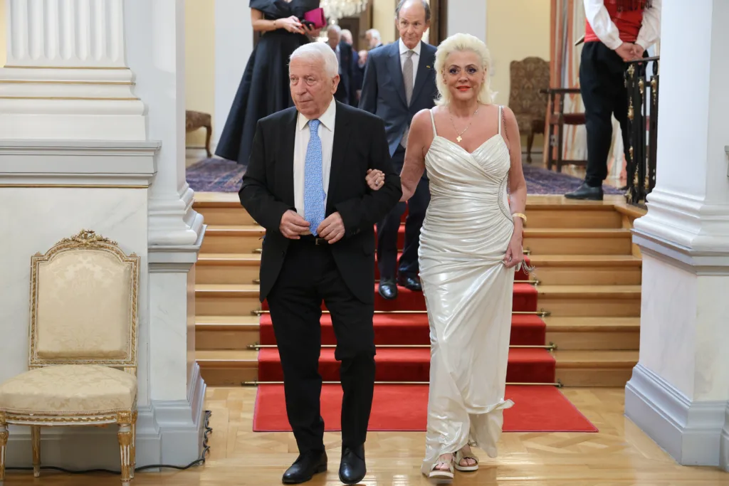 Εσωτερική εικόνα άρθρου