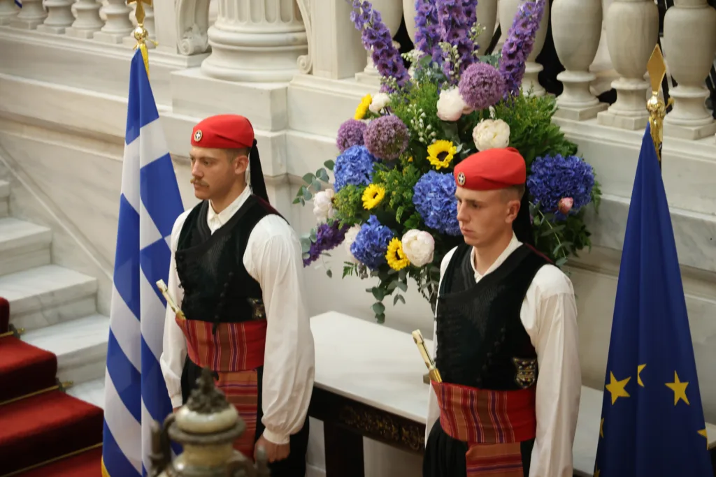 Εσωτερική εικόνα άρθρου