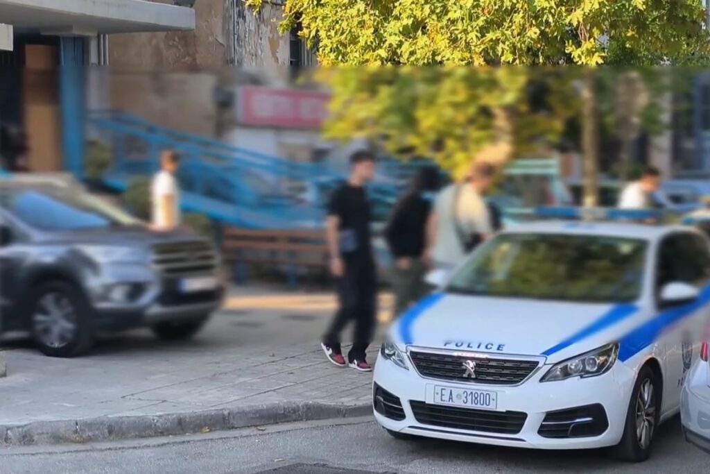 Πετράλωνα: Στα δικαστήρια της Ευελπίδων οι 5 συλληφθέντες για την κατάρρευση της πολυκατοικίας [Βίντ
