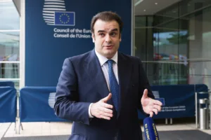 Προϋπολογισμός: Στην τροχιά του περσινού πλεονάσματος