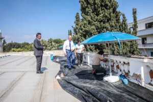 Προεδρικό Μέγαρο: Σε εξέλιξη οι εργασίες συντήρησης – Επίσκεψη Τασούλα στους συντηρητές