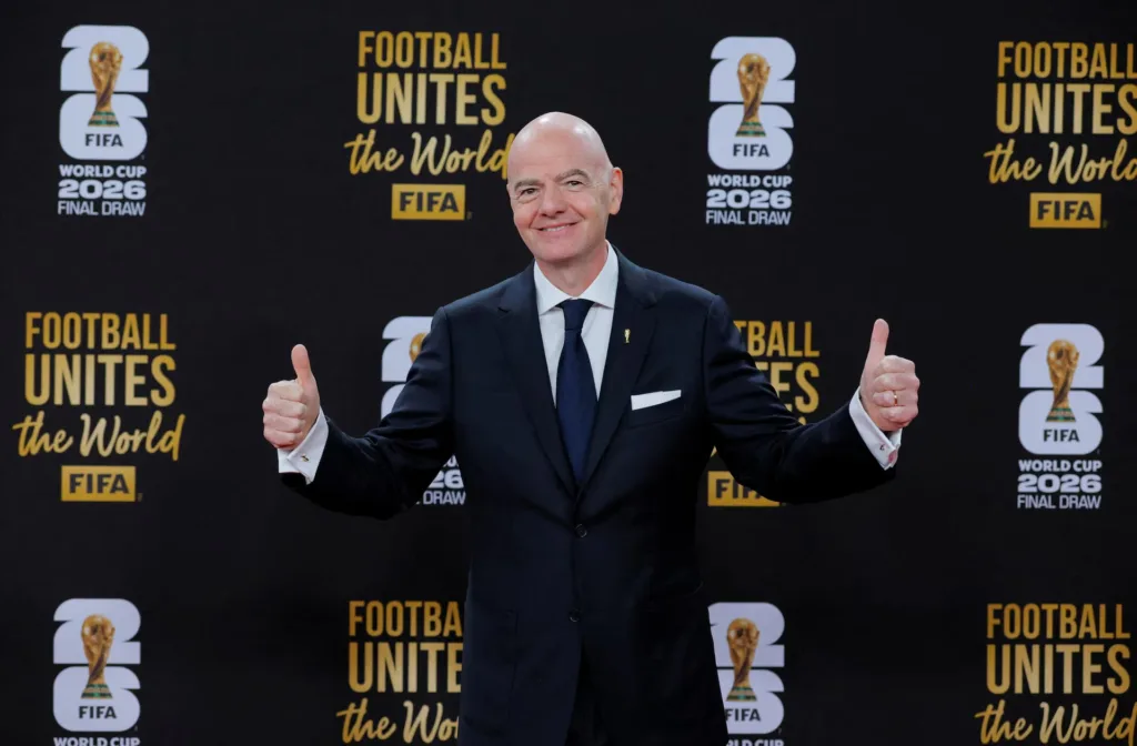 Σάλος στη FIFA: 20 εκατ. δολάρια δίνει ο Ινφαντίνο για να περάσει το σχέδιο πώλησης του Μουντιάλ