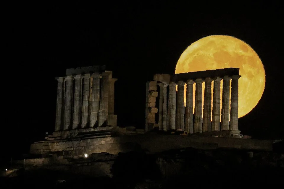 Πανσέληνος Ιουλίου: Έρχεται το εντυπωσιακό «Φεγγάρι του Ελαφιού»