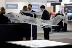 Reuters: Ανατροπή στις αμυντικές ισορροπίες – Τέλος η Boeing – Το ΝΑΤΟ επενδύει δισεκατομμύρια στα σουηδικά GlobalEye