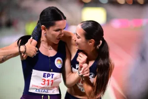 Πανελλήνιο Πρωτάθλημα Στίβου: Η πιο συγκλονιστική κούρσα στην ιστορία του αγωνίσματος – Δείτε 