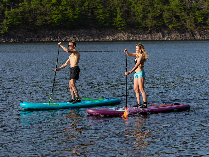 SUP: Πρόστιμο 250 ευρώ στους χρήστες χωρίς σωσίβιο – Εντατικοί έλεγχοι από το Λιμενικό