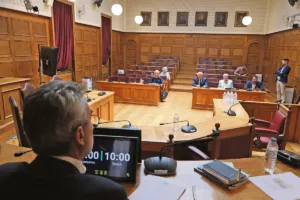 ΣΥΡΙΖΑ: Συλλογική ηγεσία για… εφτά νομά σ’ ένα δωμά