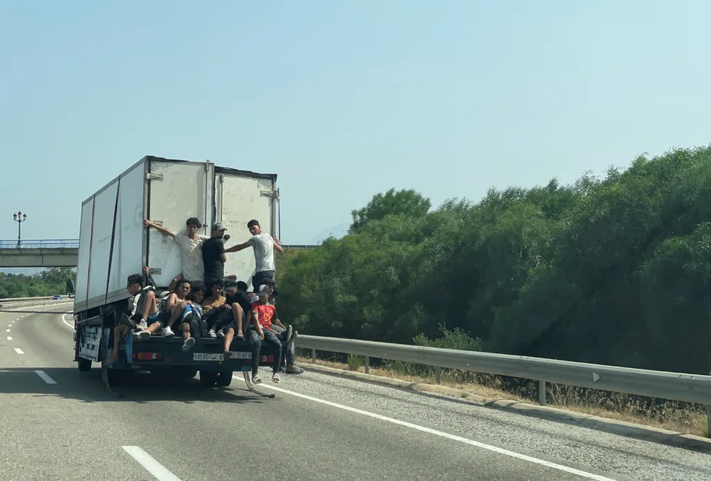 Εσωτερική εικόνα άρθρου