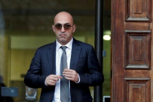 Μαλτέζος επιχειρηματίας φέρεται να πλήρωσε 150.000 ευρώ σε εκτελεστές για να σκοτώσουν τη δημοσιογράφο Ντάφνι Καρουάνα Γκαλιζία