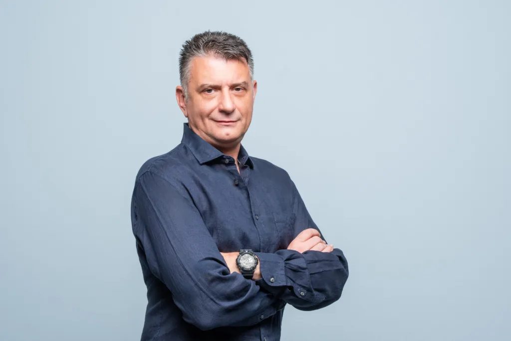 Πώς διαμορφώνεται η πρωινή ενημερωτική ζώνη – Οι πρεμιέρες και οι πρωταγωνιστές