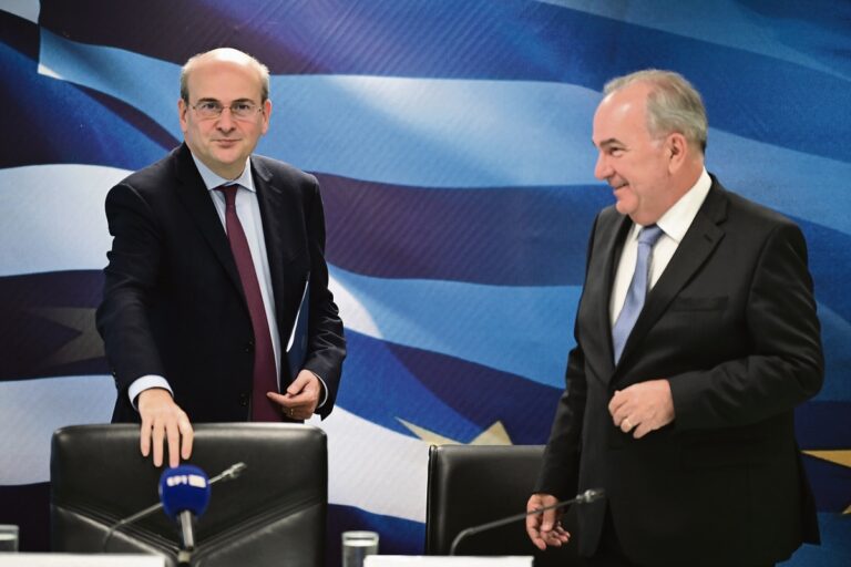 Πράσινο φως για 5,3 δισ. ευρώ στην Ελλάδα – 25 παρεμβάσεις για 1,5 εκατομμύριο νοικοκυριά