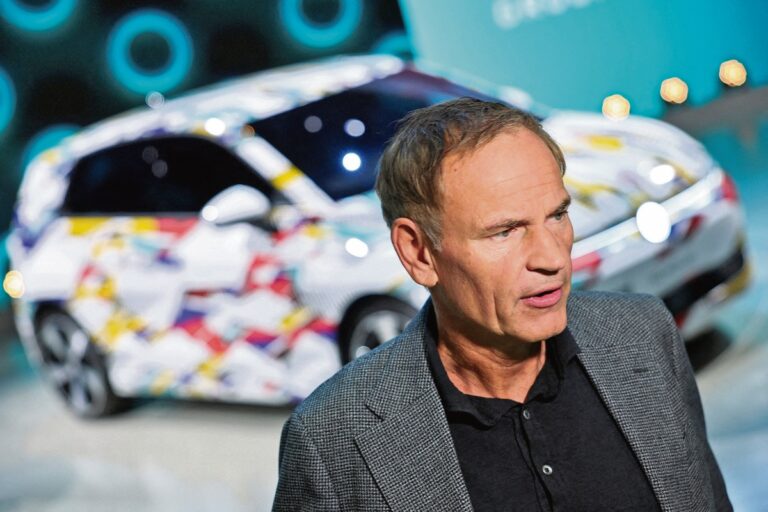 Γερμανία: Σε βαθιά κρίση η Volkswagen – Στα χαρακώματα οι υπάλληλοι της αυτοκινητοβιομηχανίας