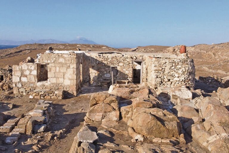Η καθημερινή ζωή στη Δήλο του 20ου αιώνα – Μία διαφορετική σκαπάνη διεισδύει στις μνήμες των ανθρώπων