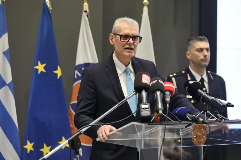 Τουρνάς για φωτιές: «Κανένα περιθώριο εφησυχασμού» – Σε πλήρη ετοιμότητα ο μηχανισμός