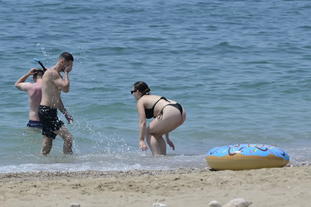 Καιρός Σεπτεμβρίου: 400 σενάρια για την Ελλάδα – Το 85% «βλέπει» θερμότερο μήνα