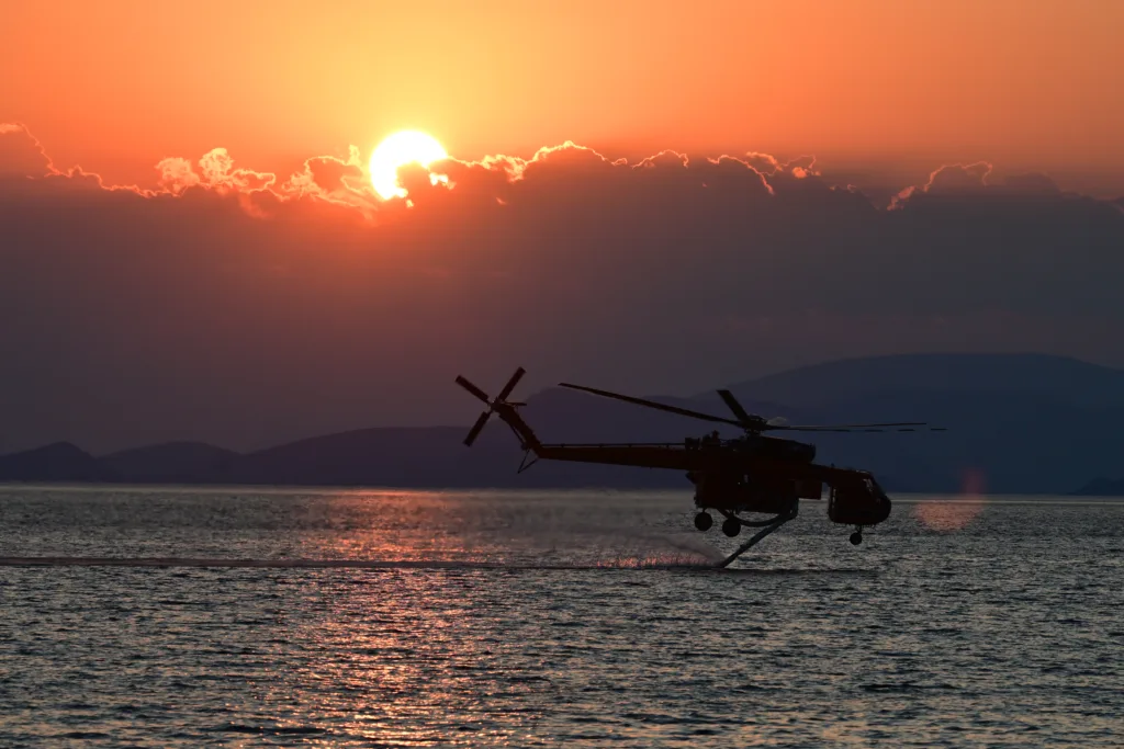Φωτιές: Τι λέει η Πυροσβεστική για τροφή και νερό στις δυνάμεις που επιχειρούσαν – «Υπήρχε επά