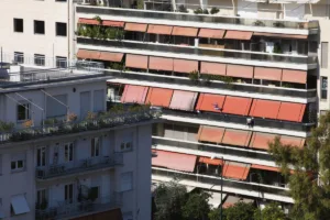 Οι 9 προτάσεις της αγοράς για λύση στο στεγαστικό – Τι προτείνουν οι μεσίτες για τα «κενά» ακίνητα 