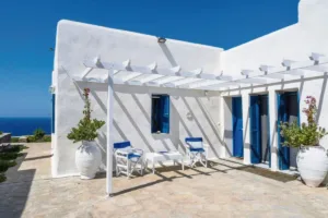 Εξοχική κατοικία: Κυριαρχούν οι ξένοι αγοραστές στα ελληνικά νησιά
