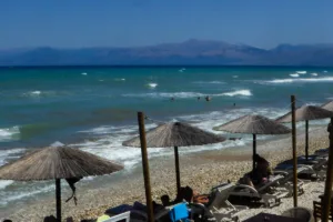 Κολύμπι με ασφάλεια: Οι 8 οδηγίες που σώζουν ζωές