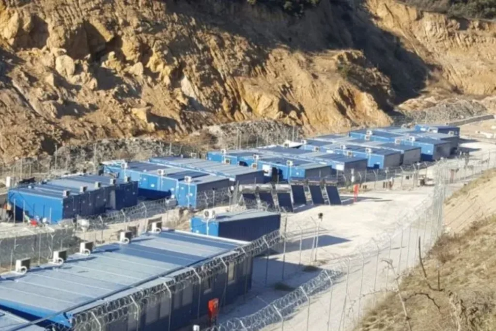 Σέρρες: Στο Αυτόφωρο οι συλληφθέντες για τα επεισόδια στη δομή Σιντικής – Αναζητούνται 15 άτομα
