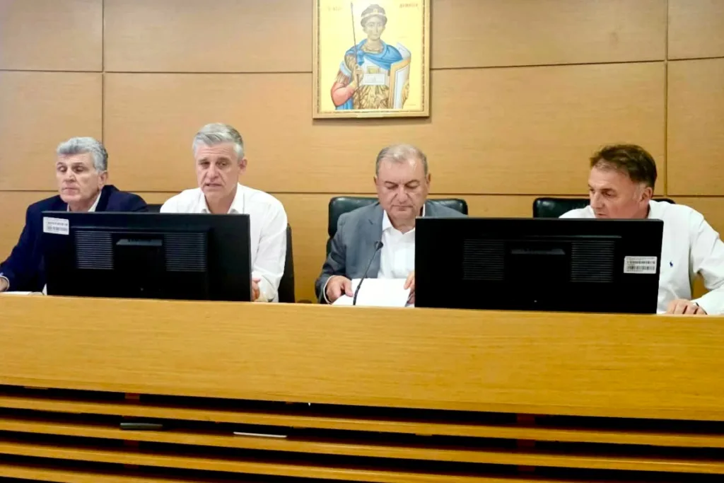 Θεσσαλονίκη: Η αύξηση των αποζημιώσεων φέρεται να ξεκλειδώνει τις μεταφορές των μαθητών