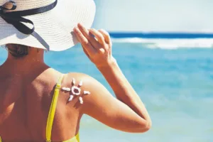 Ήλιος και δέρμα: Οι βλάβες που δεν πρέπει να αγνοούμε