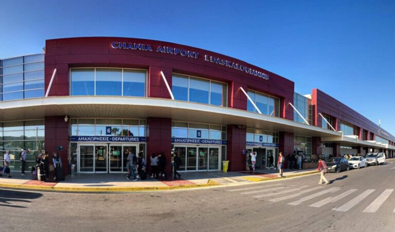 Πανικός σε πτήση από Χανιά για Θεσσαλονίκη: 5 ώρες αναμονή, φωνές και λιποθυμίες